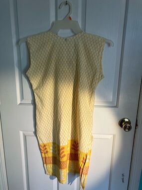 Sleeveless Yellow Patterned Shift Dress